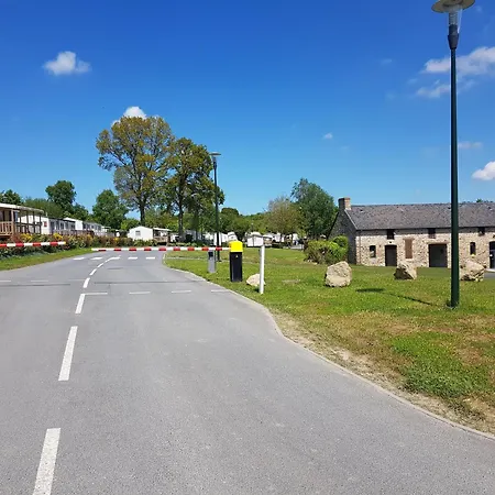 Camping مكان تخييم Litteau